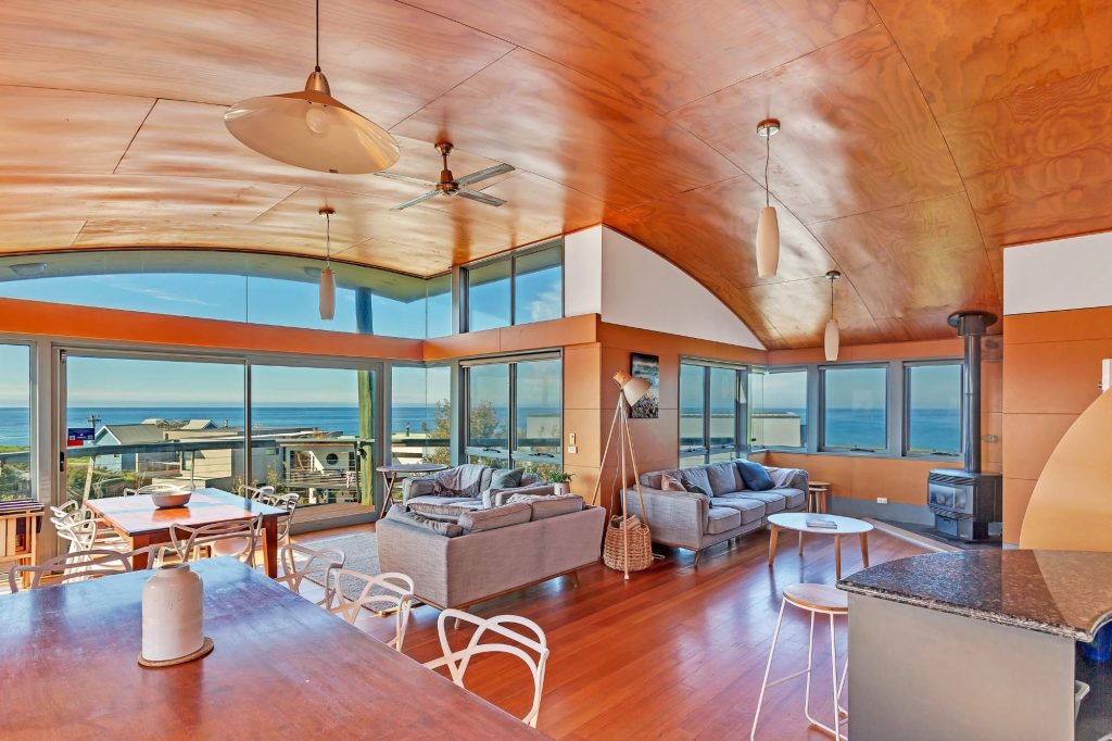 Phillip Island beachfront accommodation with ocean views